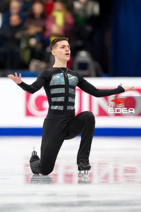 Ice Gallery Skates U.S.